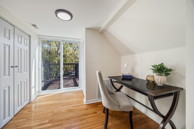 4143 N Drake Avenue, Chicago, IL 60618