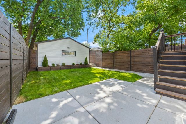 4143 N Drake Avenue, Chicago, IL 60618