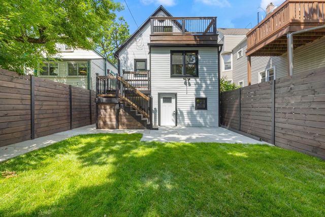 4143 N Drake Avenue, Chicago, IL 60618