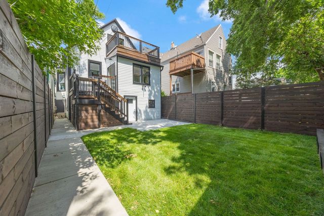 4143 N Drake Avenue, Chicago, IL 60618