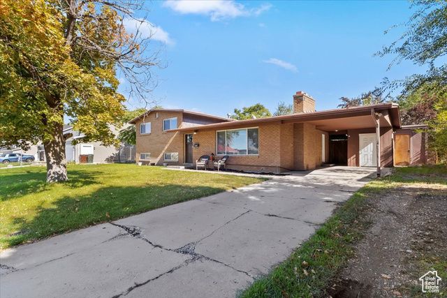 698 N BROOK AVE, Tooele, UT 84074