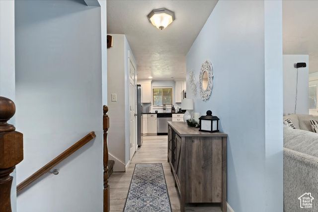 698 N BROOK AVE, Tooele, UT 84074