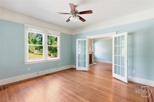 402 E 38th Street, Savannah, GA 31401