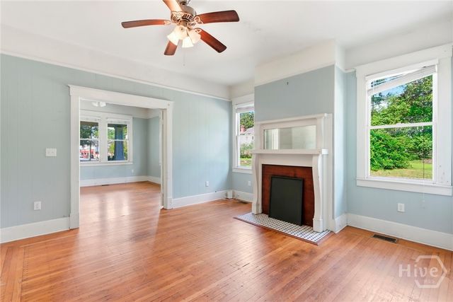 402 E 38th Street, Savannah, GA 31401