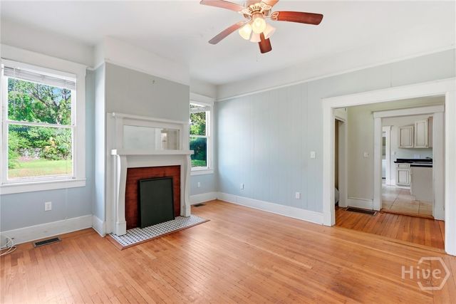 402 E 38th Street, Savannah, GA 31401