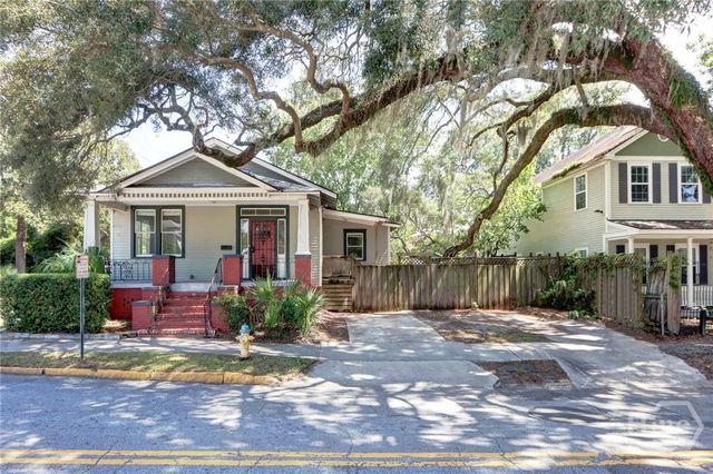 402 E 38th Street, Savannah, GA 31401