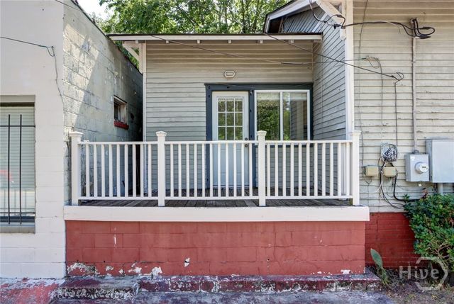 402 E 38th Street, Savannah, GA 31401
