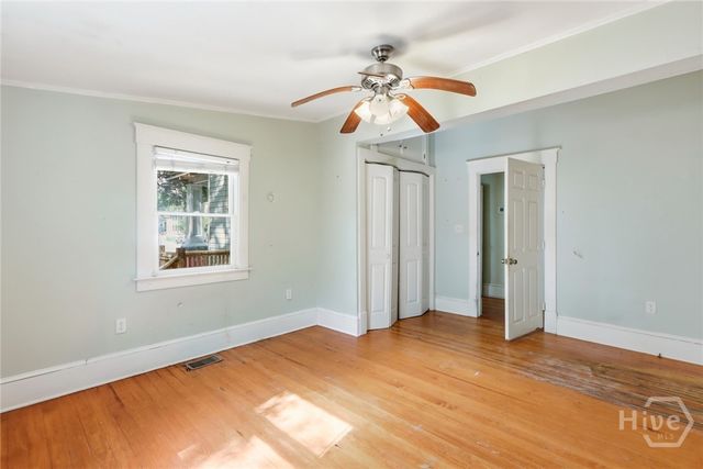 402 E 38th Street, Savannah, GA 31401