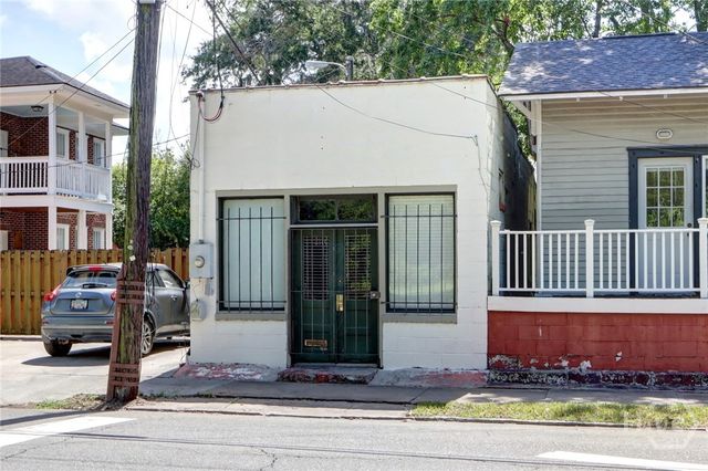 402 E 38th Street, Savannah, GA 31401