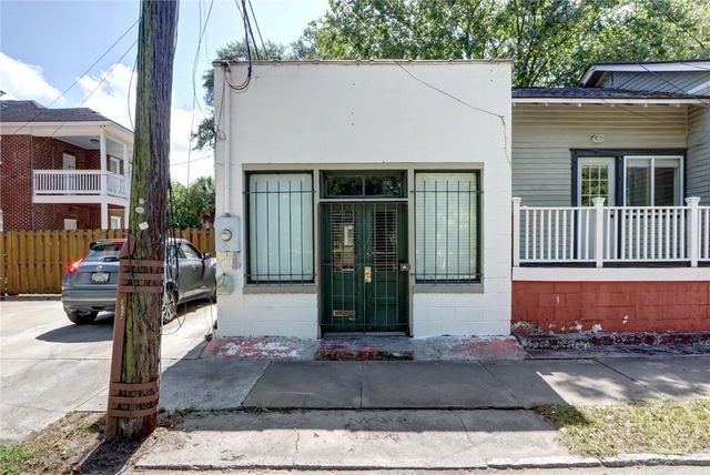 402 E 38th Street, Savannah, GA 31401