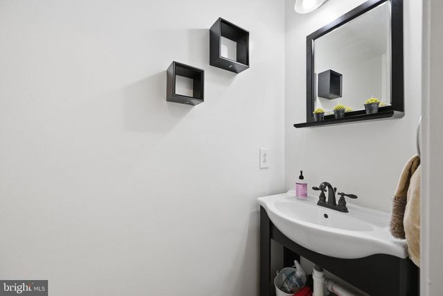 2355 MASSANUTTEN DR, Silver Spring, MD 20906