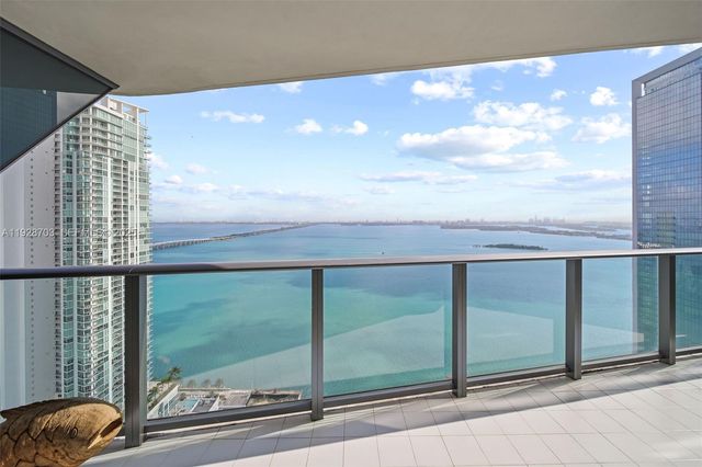 460 NE 28th St 3904, Miami, FL 33137