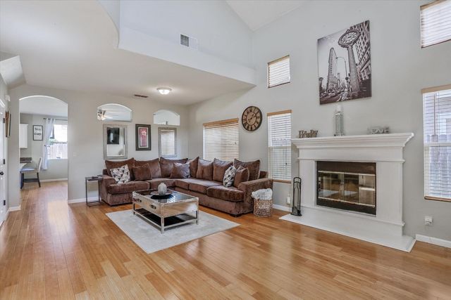 1703 Presidio Way, Plumas Lake, CA 95961