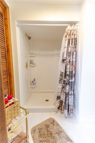 225 Florida Avenue, Weirton, WV 26062