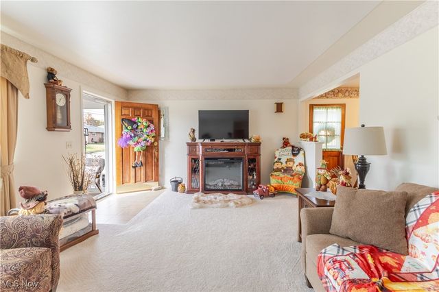 225 Florida Avenue, Weirton, WV 26062