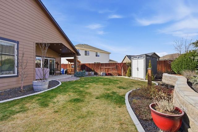 5611 S Talon Peak Dr, Spokane, WA 99224