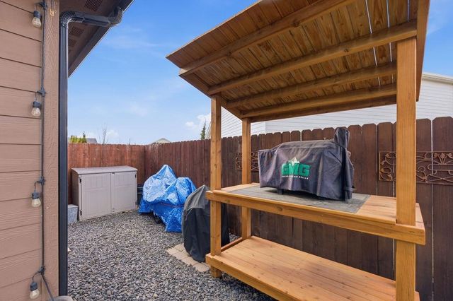 5611 S Talon Peak Dr, Spokane, WA 99224