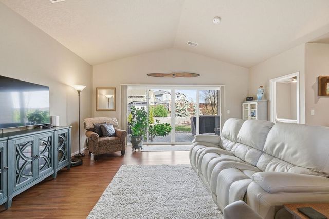 5611 S Talon Peak Dr, Spokane, WA 99224