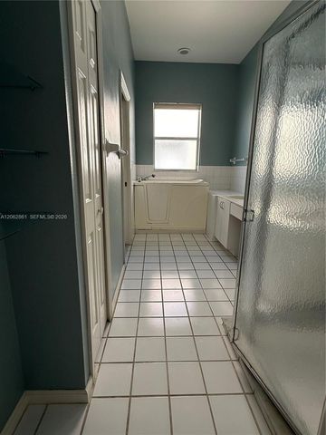 2435 SE 7th Pl 2435, Homestead, FL 33033