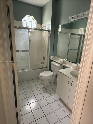 2435 SE 7th Pl 2435, Homestead, FL 33033