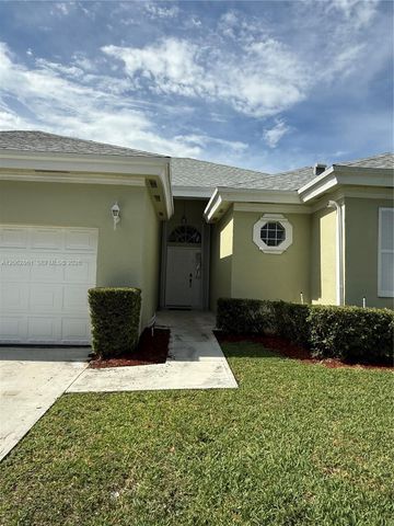 2435 SE 7th Pl 2435, Homestead, FL 33033