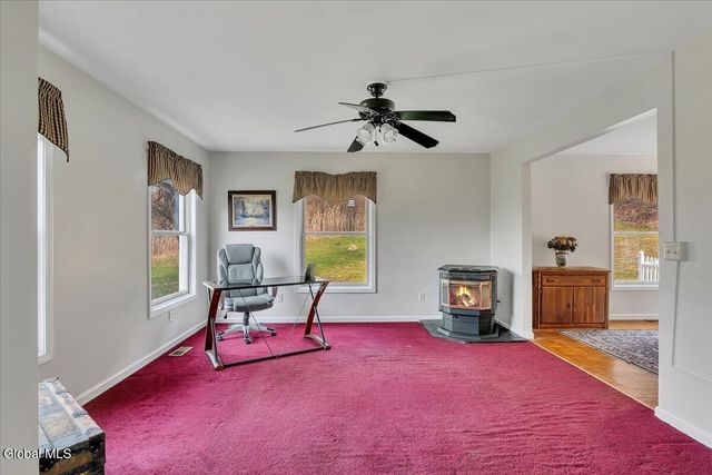 641 Knickerbocker Road, Schaghticoke, NY 12154