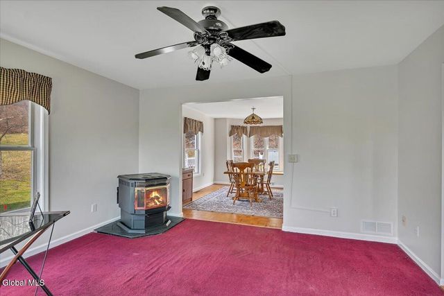 641 Knickerbocker Road, Schaghticoke, NY 12154