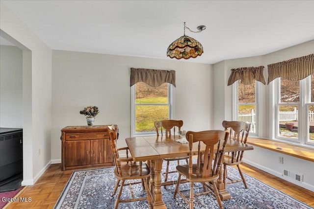 641 Knickerbocker Road, Schaghticoke, NY 12154