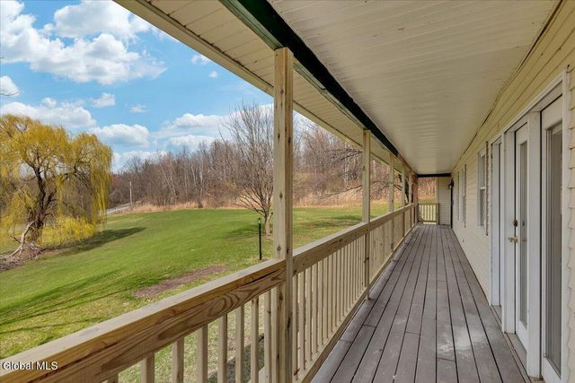 641 Knickerbocker Road, Schaghticoke, NY 12154