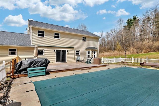 641 Knickerbocker Road, Schaghticoke, NY 12154