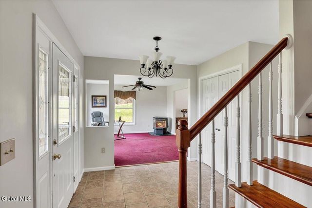 641 Knickerbocker Road, Schaghticoke, NY 12154