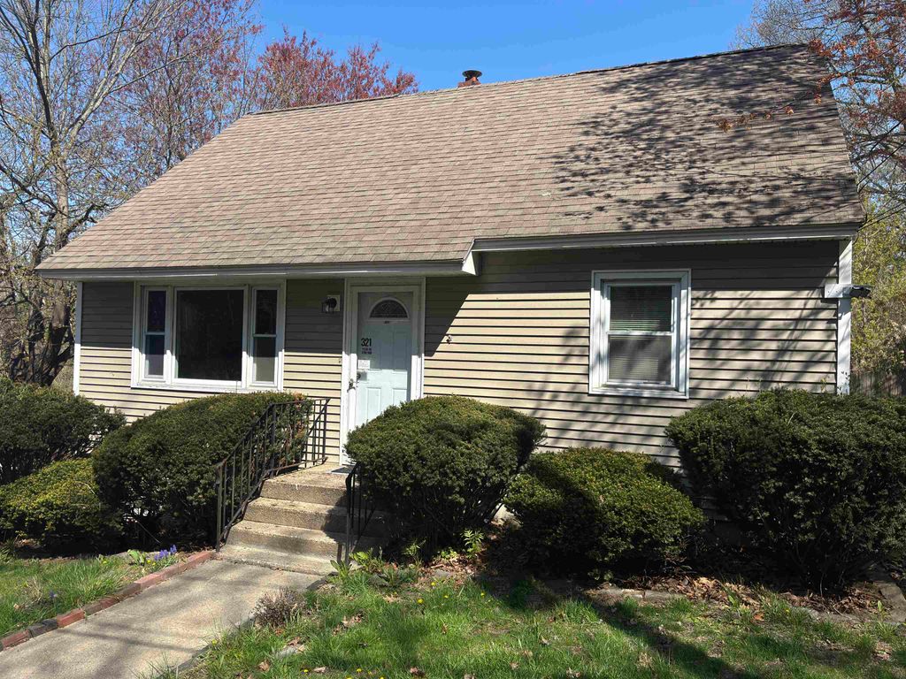321 W Mitchell Street, Manchester, NH 03103