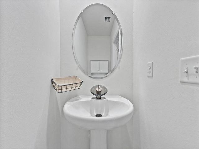 9032 WATER CHESTNUT DRIVE, Tampa, FL 33637