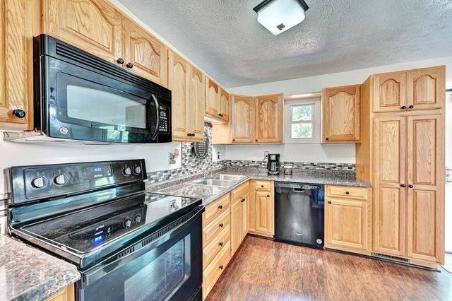 355 Merravay Drive, Florence, KY 41042