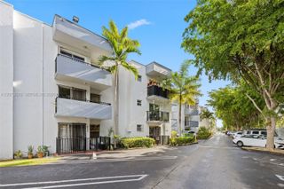 1800 SW 25th Street 2305, Miami, FL 33133