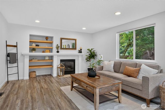 9305 NE 14th Way, Vancouver, WA 98664