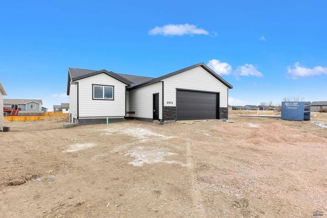 600 BULL RUN DR, Box Elder, SD 57719