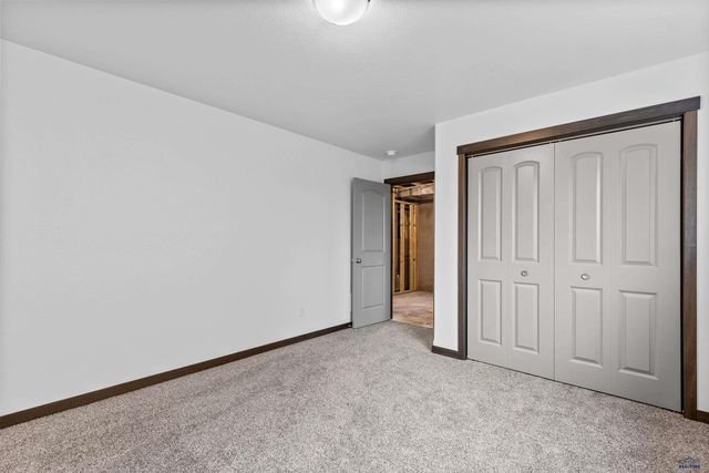 600 BULL RUN DR, Box Elder, SD 57719