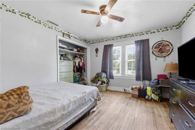 5853 Riverdale Drive, Jamestown, NC 27282
