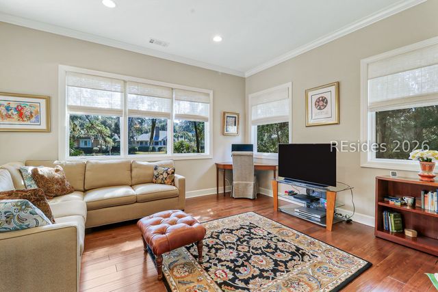 2 Chelsea Ct, Hilton Head Island, SC 29928