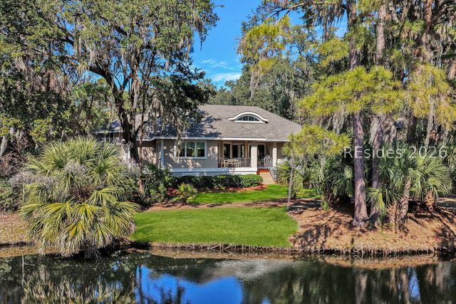 2 Chelsea Ct, Hilton Head Island, SC 29928