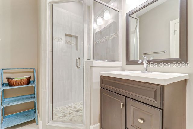 2 Chelsea Ct, Hilton Head Island, SC 29928