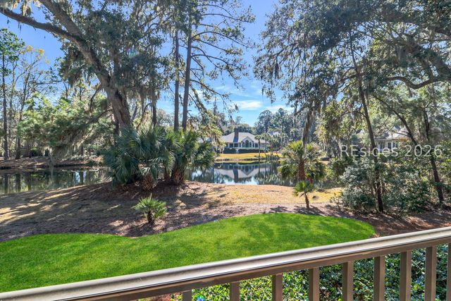 2 Chelsea Ct, Hilton Head Island, SC 29928