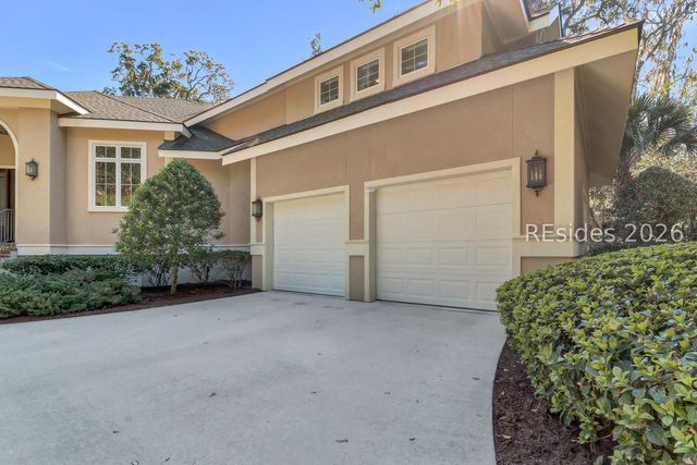 2 Chelsea Ct, Hilton Head Island, SC 29928