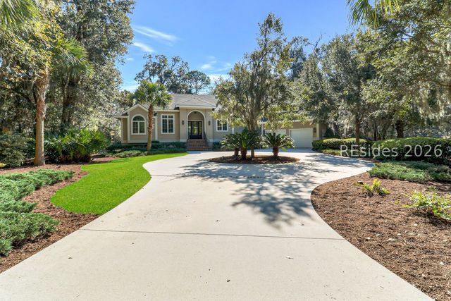 2 Chelsea Ct, Hilton Head Island, SC 29928
