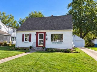 1922 Miles Avenue, Kalamazoo City, MI 49001