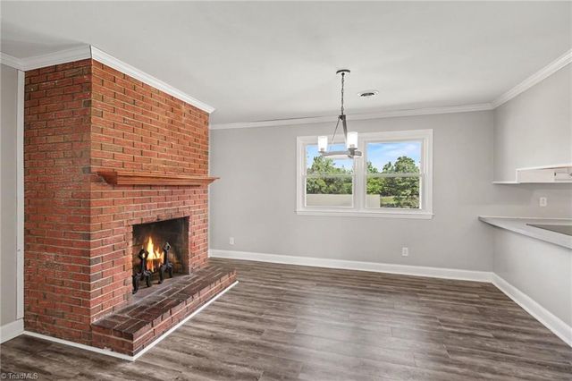 6025 Skylark Road, Pfafftown, NC 27040