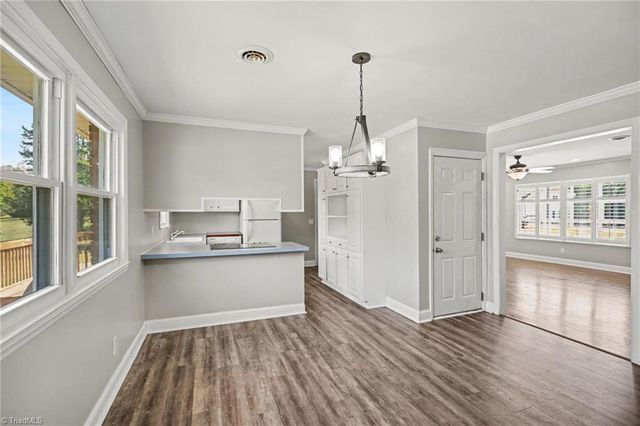 6025 Skylark Road, Pfafftown, NC 27040