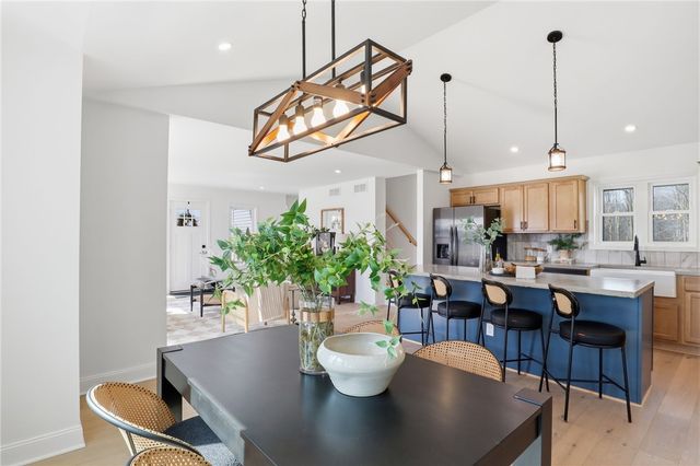 1241 County Road 8, Farmington, NY 14425