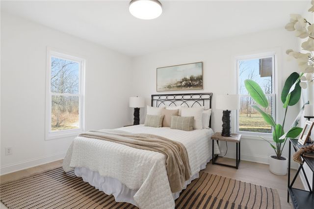 1241 County Road 8, Farmington, NY 14425